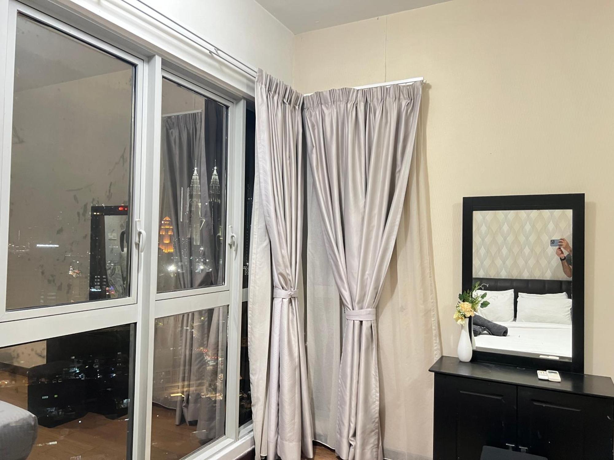 Regalia Suites 424 كوالالمبور المظهر الخارجي الصورة